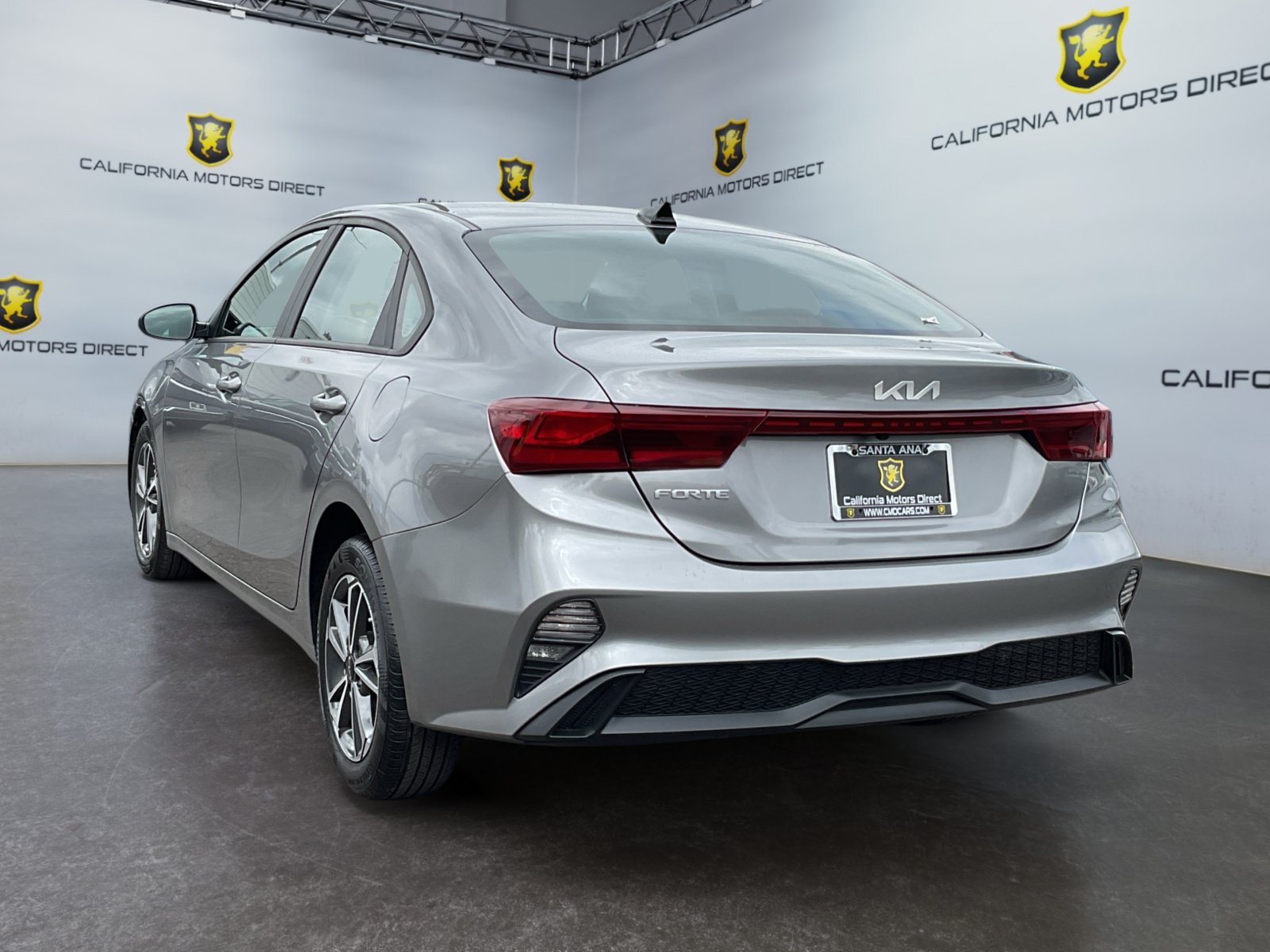Used 2023 Kia Forte LXS FWD image 7