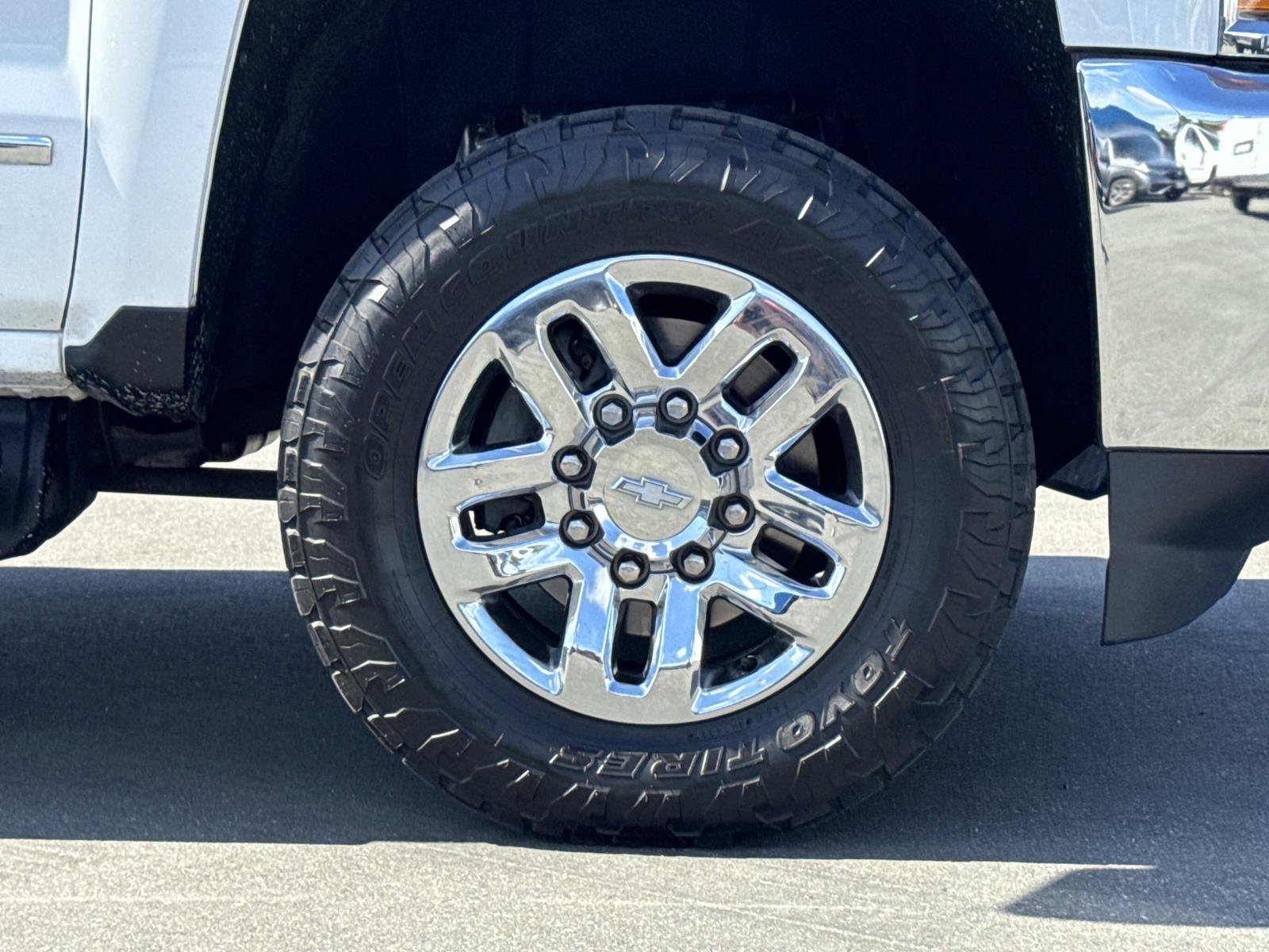 Used 2019 Chevrolet Silverado 2500 LTZ w/ Duramax Plus Package image 30