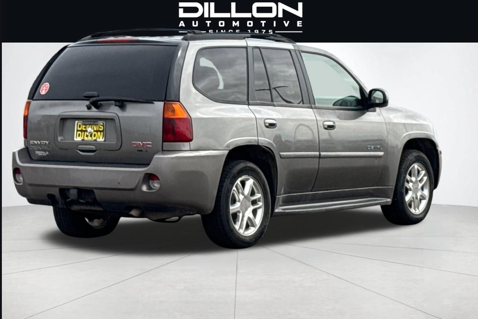 Used 2007 GMC Envoy Denali AWD/4WD image 4