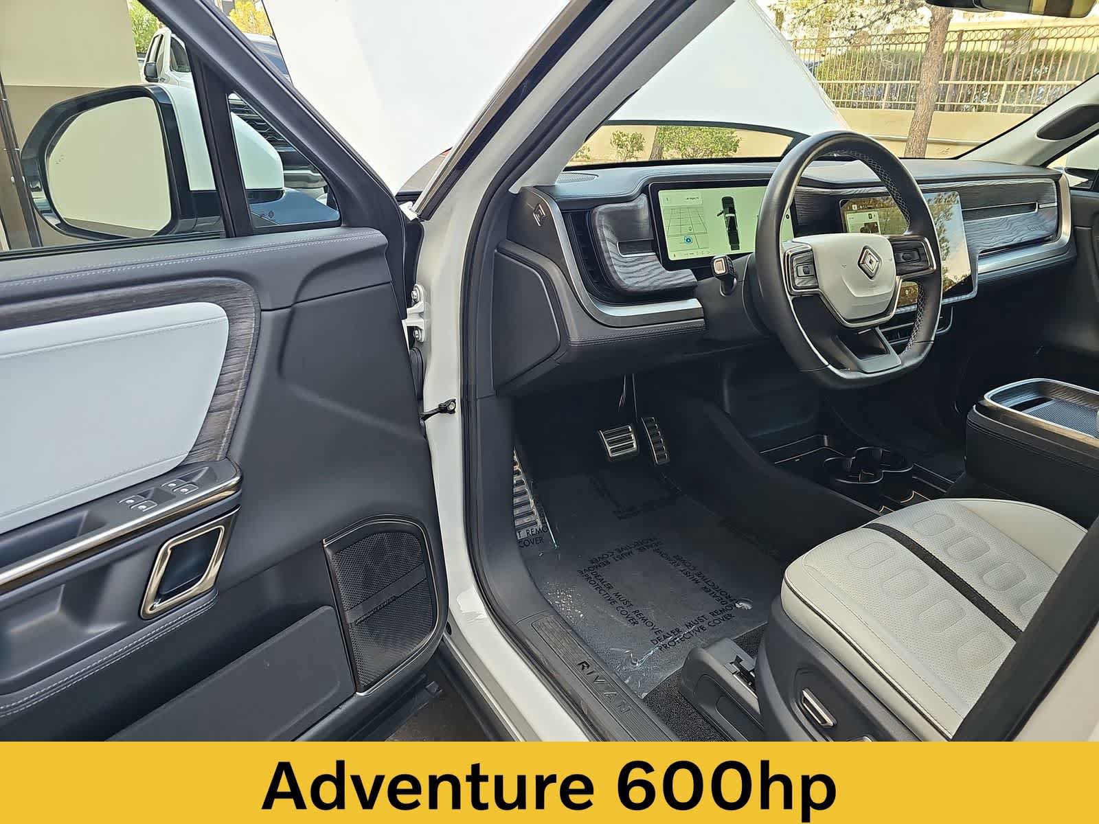 Used 2022 Rivian R1T Adventure AWD/4WD image 10