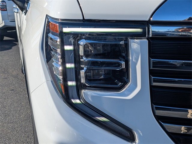 Used 2025 GMC Sierra 1500 SLT image 10