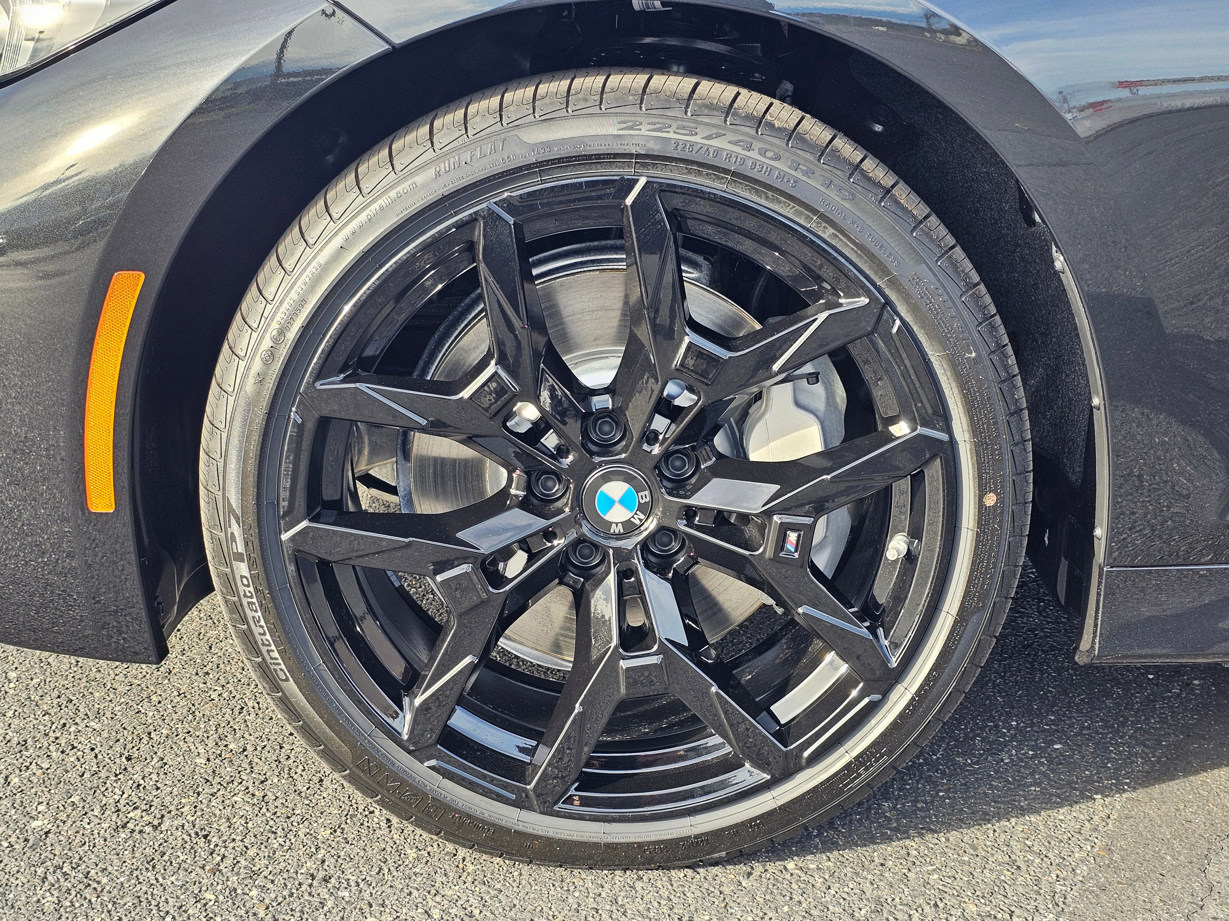 New 2026 BMW 330i xDrive Sedan w/ M Sport Package image 8