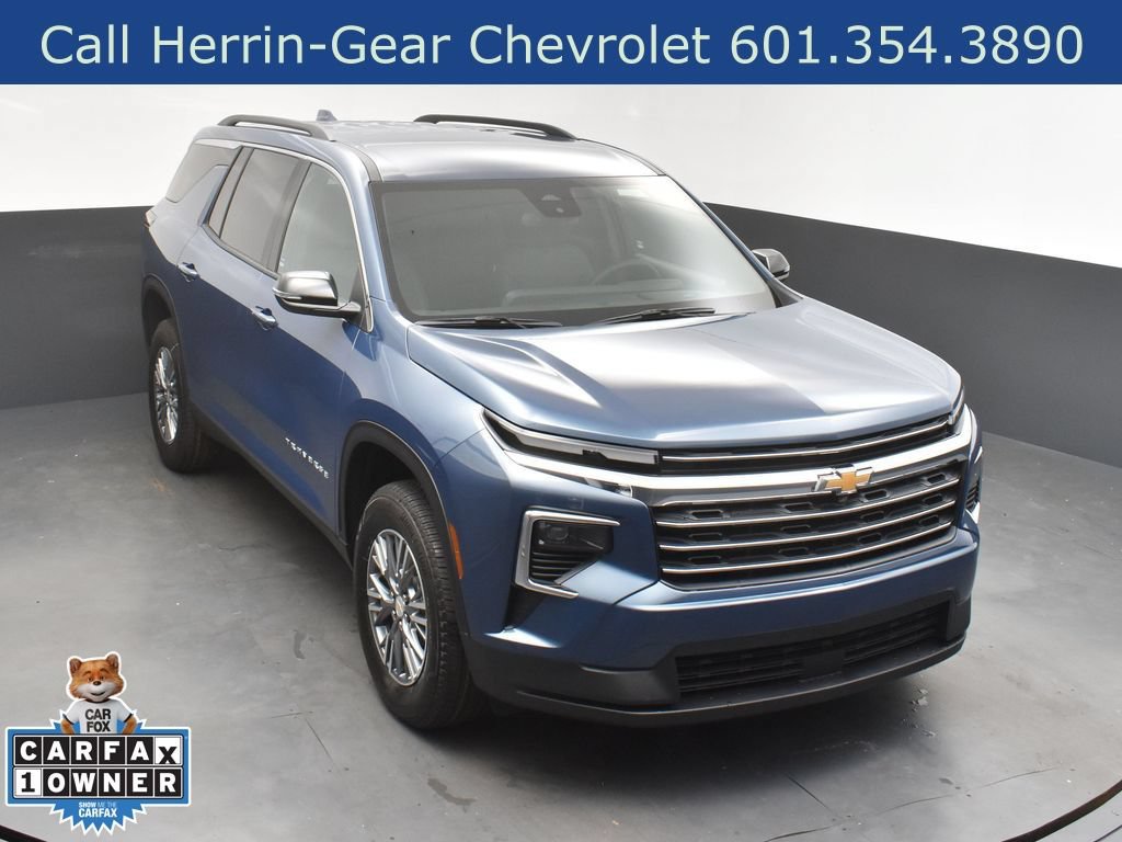 Used 2025 Chevrolet Traverse LT FWD image 35