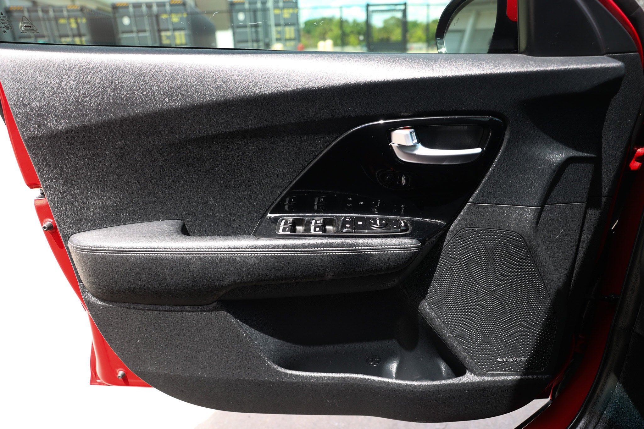 Used 2022 Kia Niro EX FWD image 45