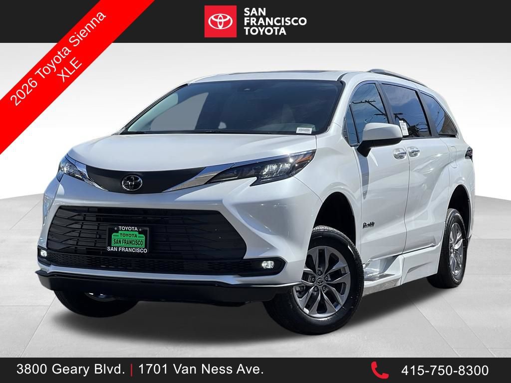 Used 2026 Toyota Sienna XLE FWD image 1