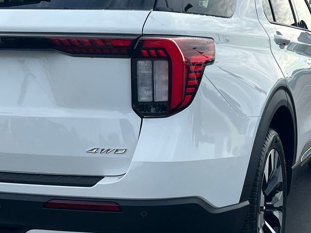 New 2026 Ford Explorer Platinum w/ LUX Leather Package image 9