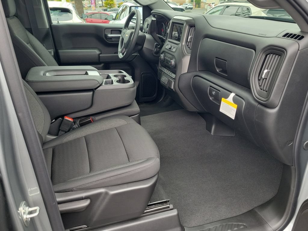 New 2026 Chevrolet Silverado 1500 Custom RWD image 14