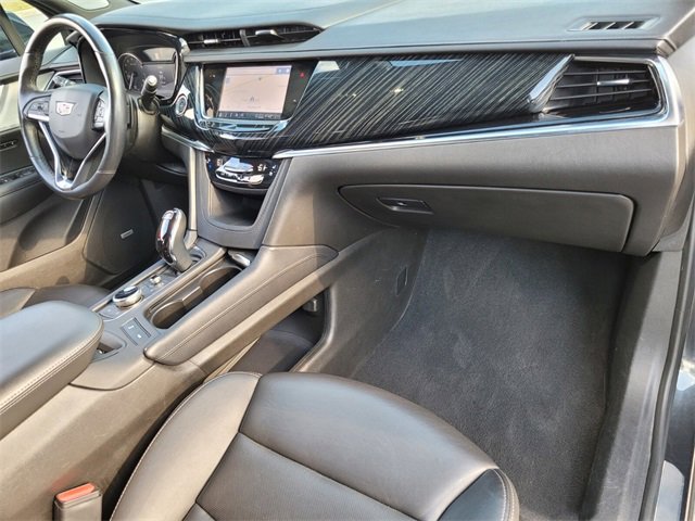 Used 2023 Cadillac XT6 Premium Luxury image 19