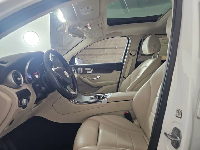 Used 2019 Mercedes-Benz GLC 300 4MATIC image 26