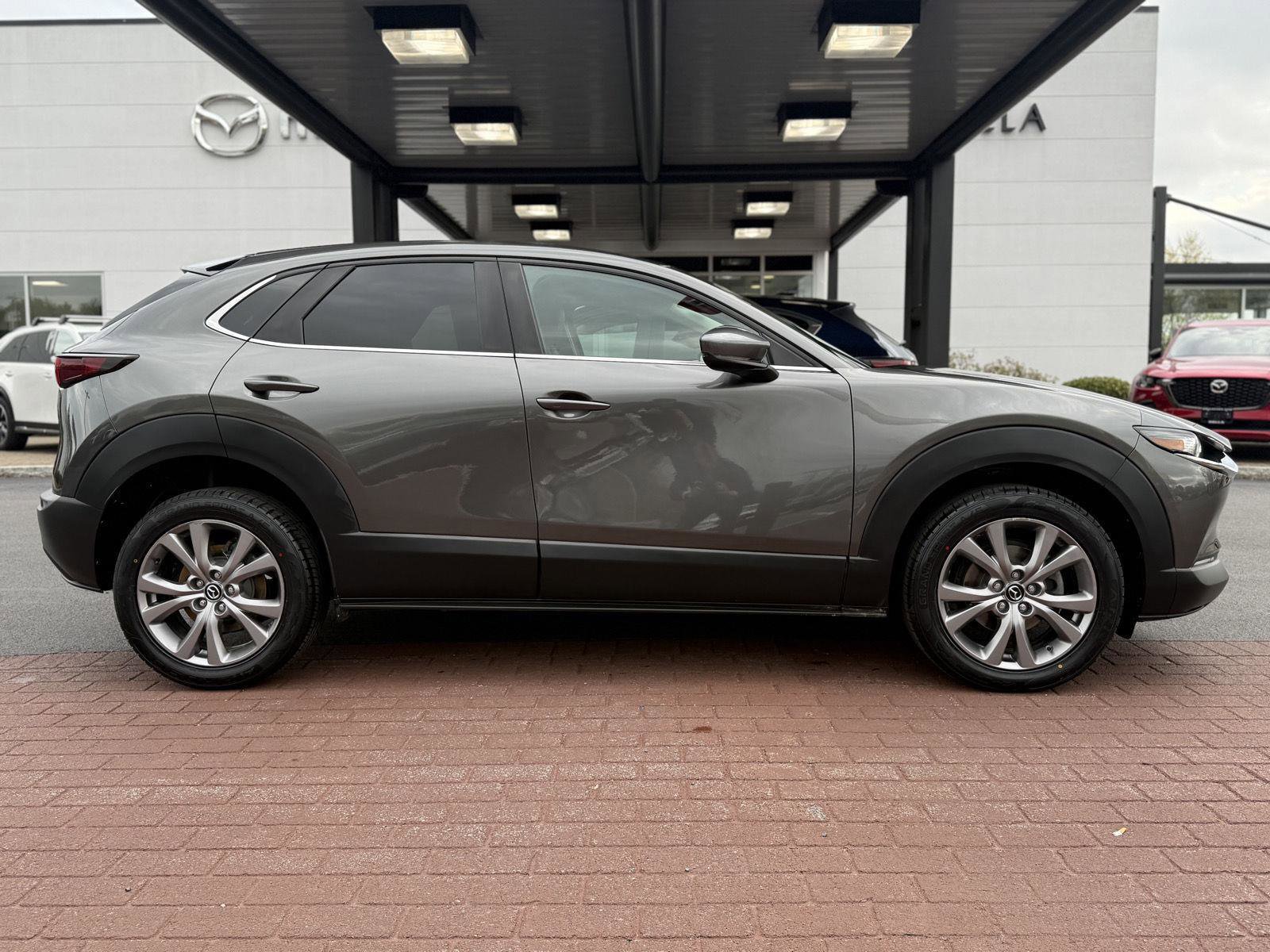 Used 2020 MAZDA CX-30 AWD w/ Select Package image 4