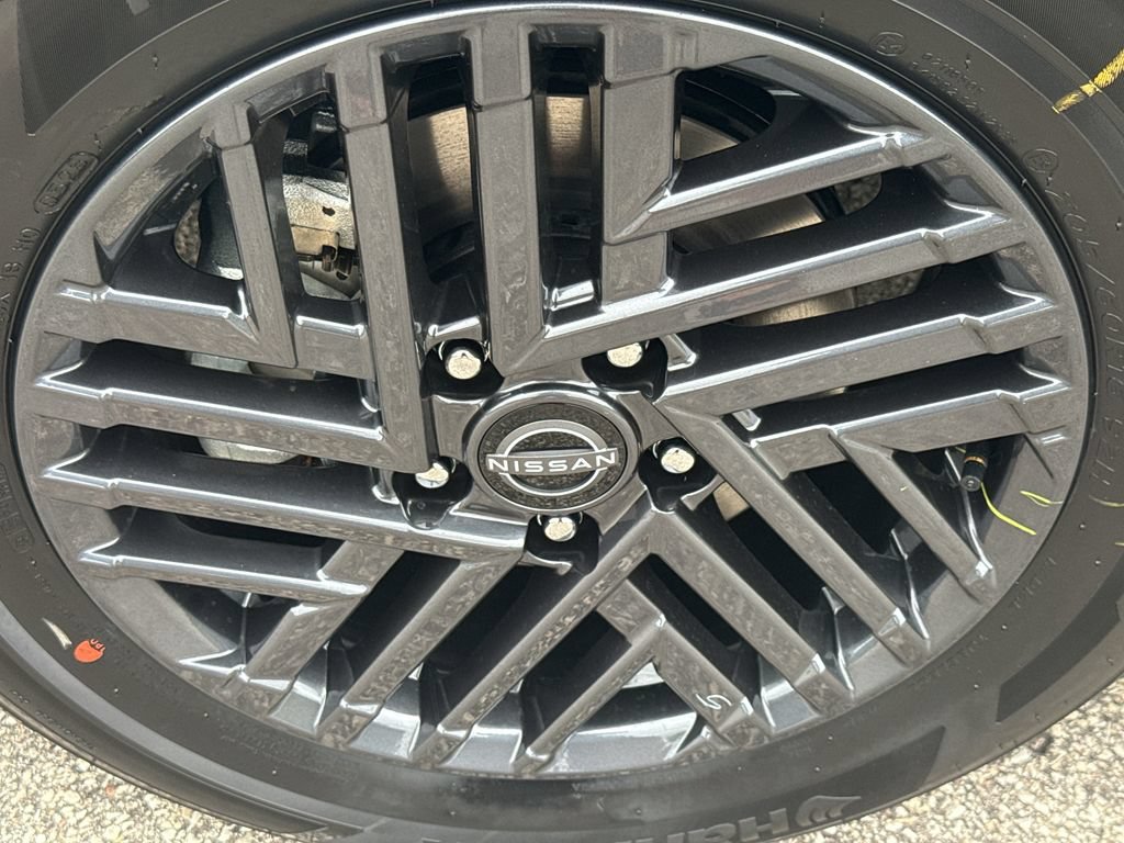 New 2027 Nissan Sentra SV FWD image 31
