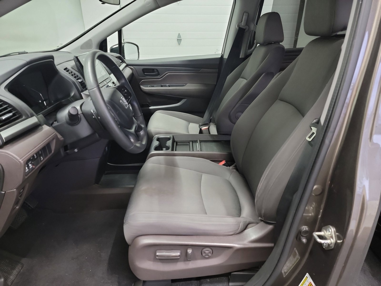 Used 2018 Honda Odyssey EX image 12
