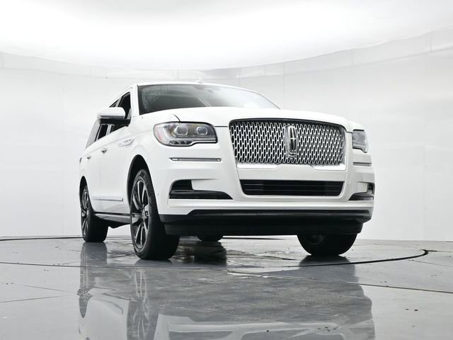 Used 2024 Lincoln Navigator Reserve image 33