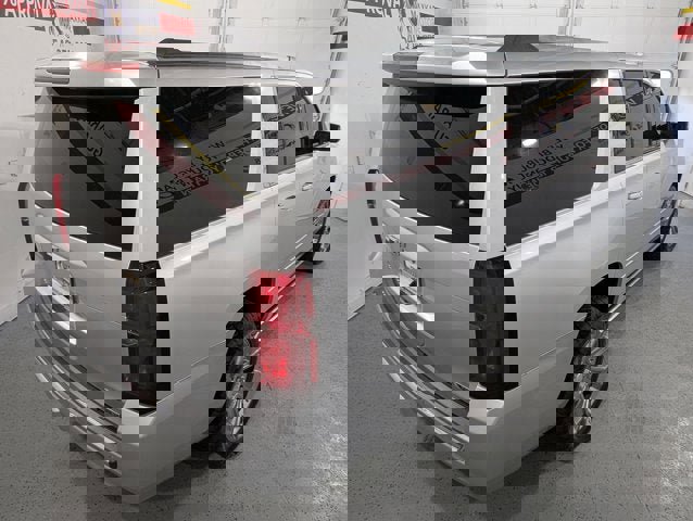 Used 2017 Chevrolet Suburban Premier image 7