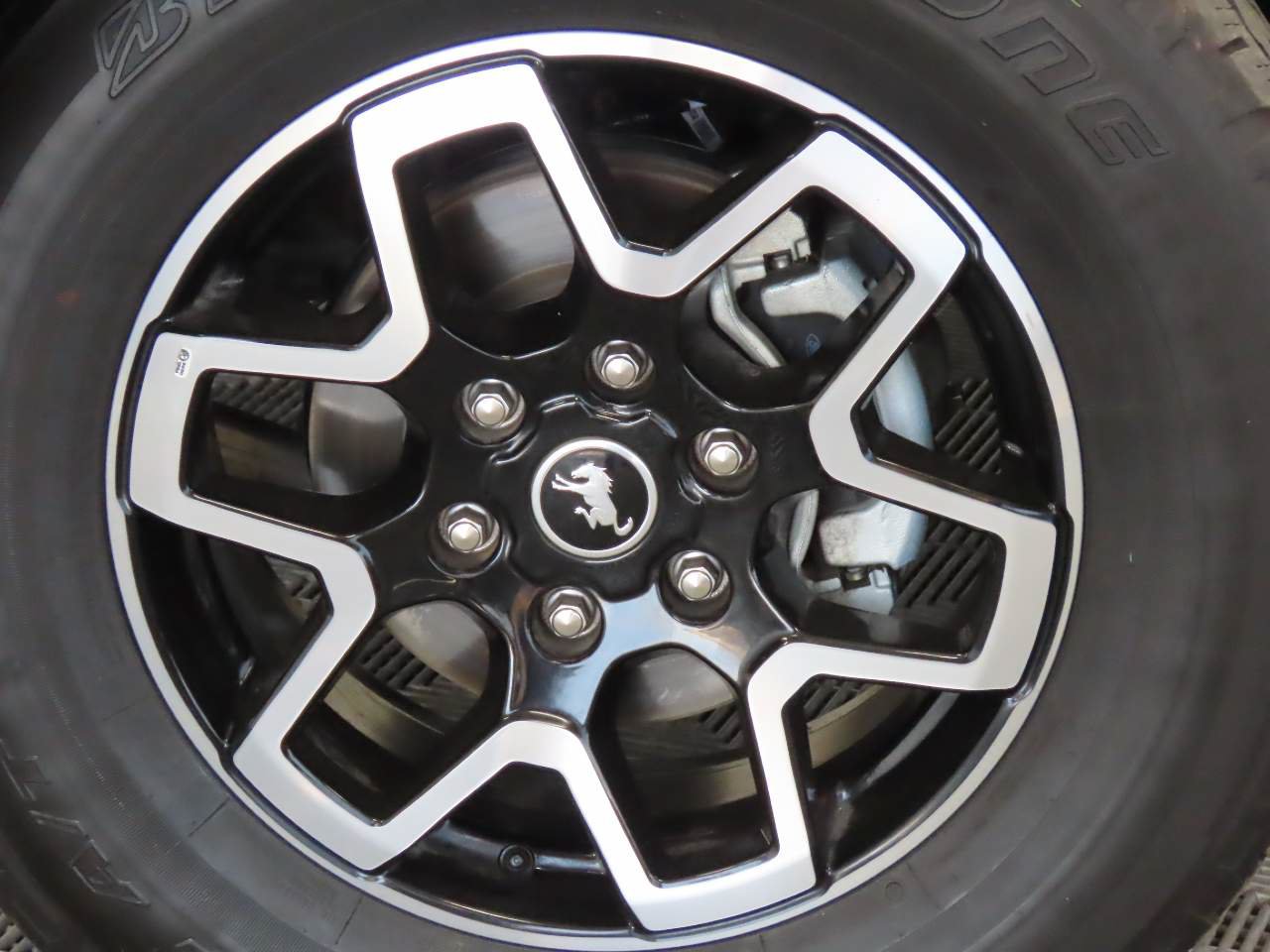 Used 2025 Ford Bronco Outer Banks AWD/4WD image 7