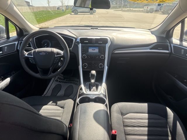 Used 2016 Ford Fusion SE FWD image 20