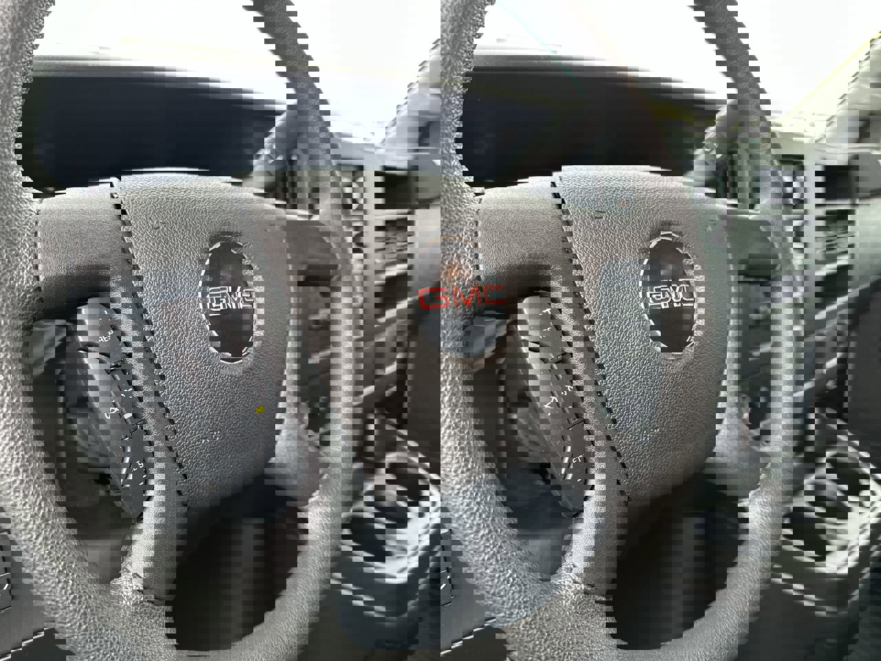 Used 2024 GMC Savana 2500 w/ Driver Convenience Package image 14