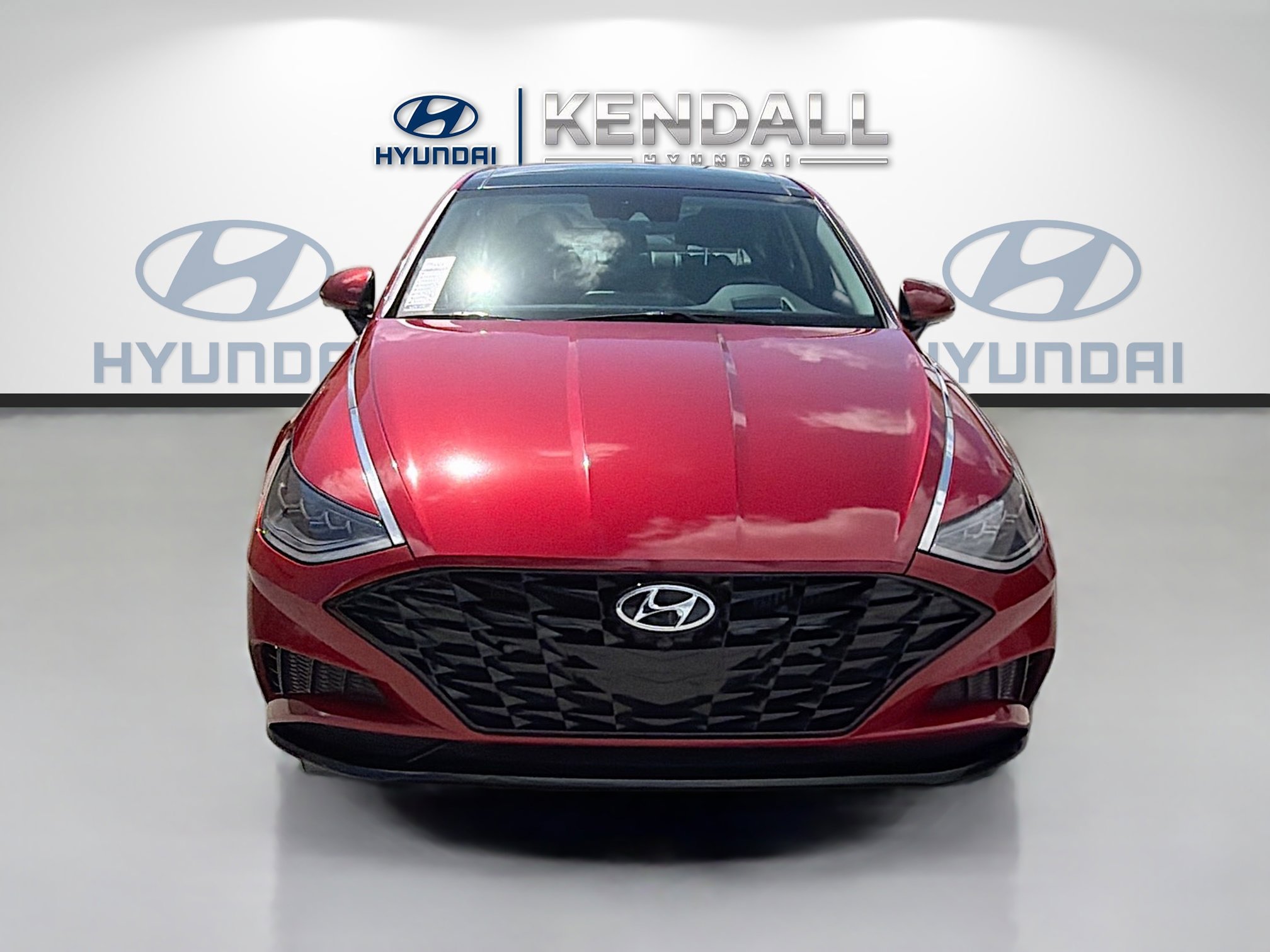 Used 2023 Hyundai Sonata Limited w/ Cargo Package image 2