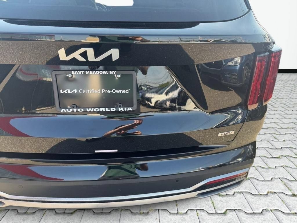 Certified 2023 Kia Sorento SX Prestige AWD/4WD image 42