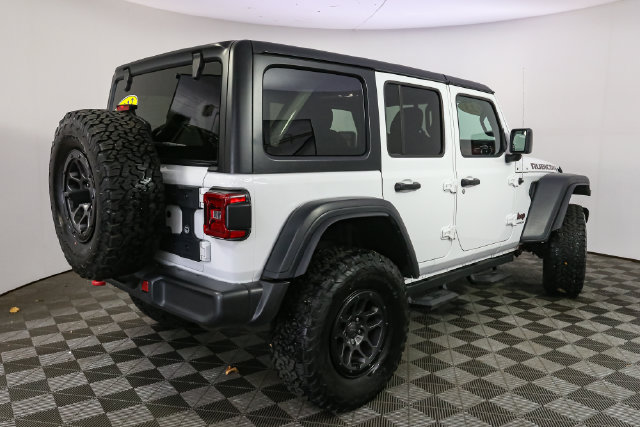 Used 2023 Jeep Wrangler Unlimited Rubicon w/ Xtreme 35 Tire Package AWD/4WD image 12