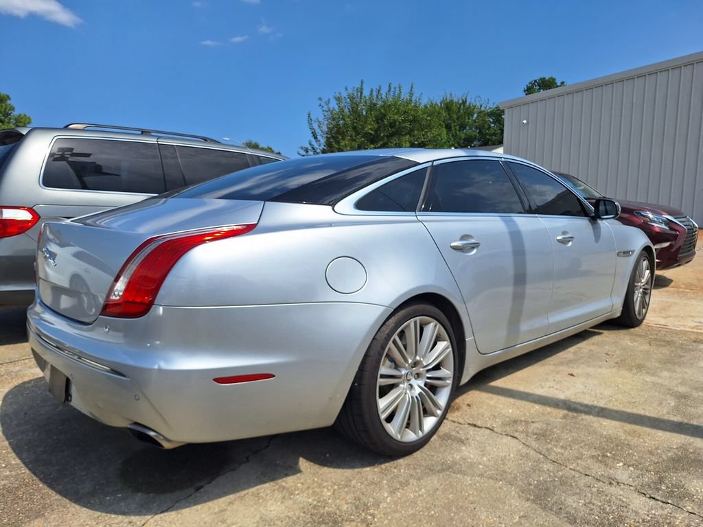 Used 2012 Jaguar XJ L Supercharged RWD image 4