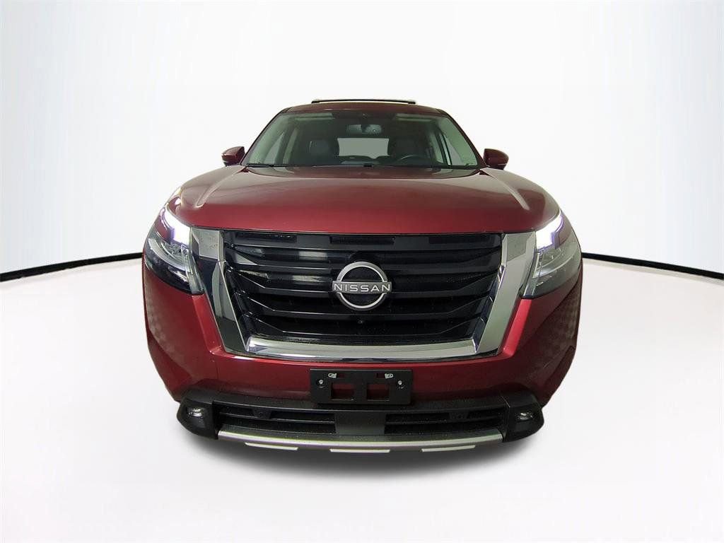 Used 2022 Nissan Pathfinder Platinum w/ Cargo Package image 3