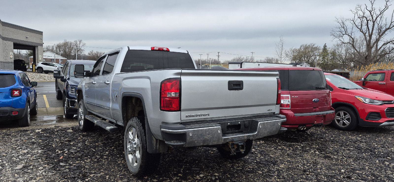 Used 2019 GMC Sierra 2500 SLT w/ Snow Plow Prep Package image 4