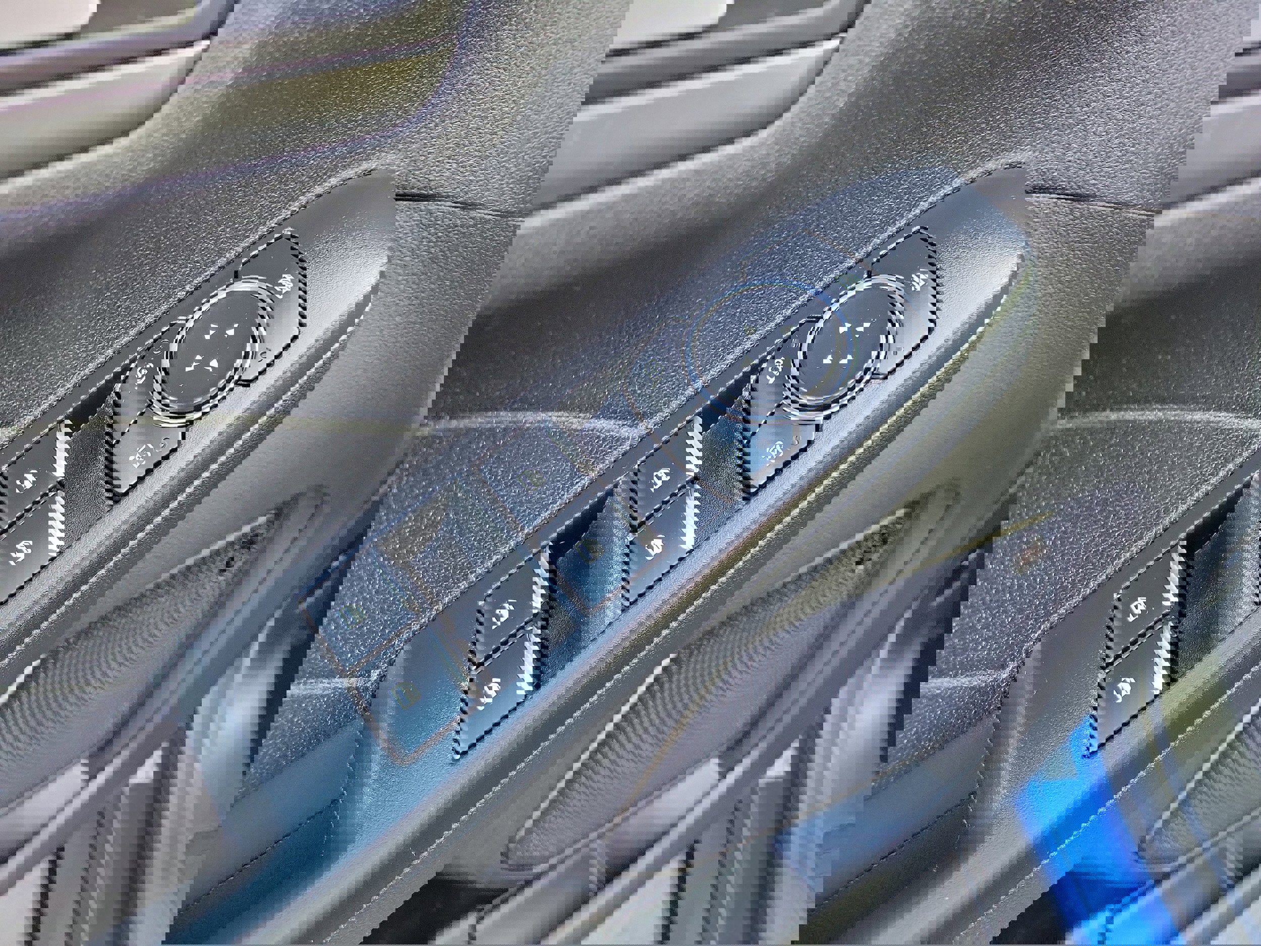 Used 2023 Ford Escape Active w/ Tech Pack #2 image 17