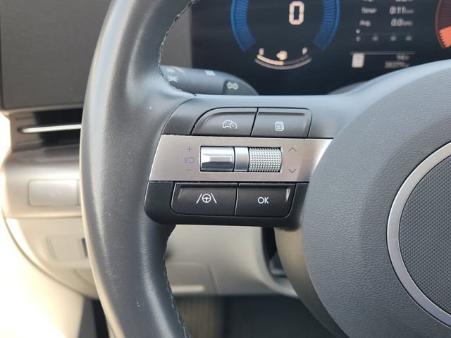 Used 2025 Hyundai Kona SEL AWD/4WD image 28
