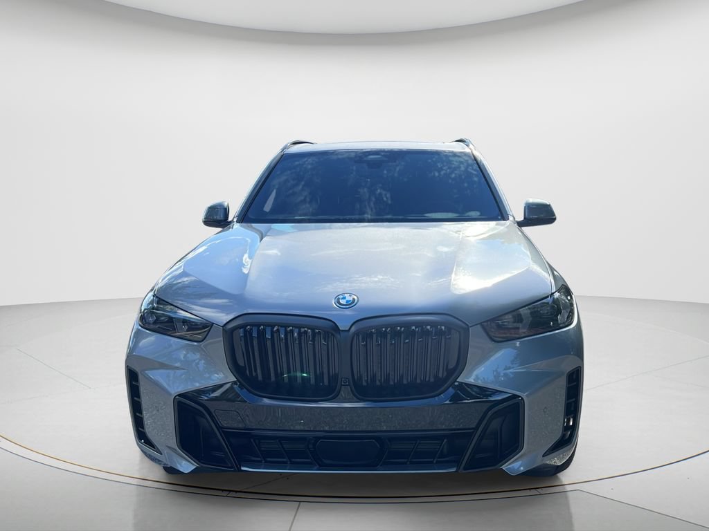 New 2026 BMW X5 xDrive50e w/ M Sport Package AWD/4WD image 2