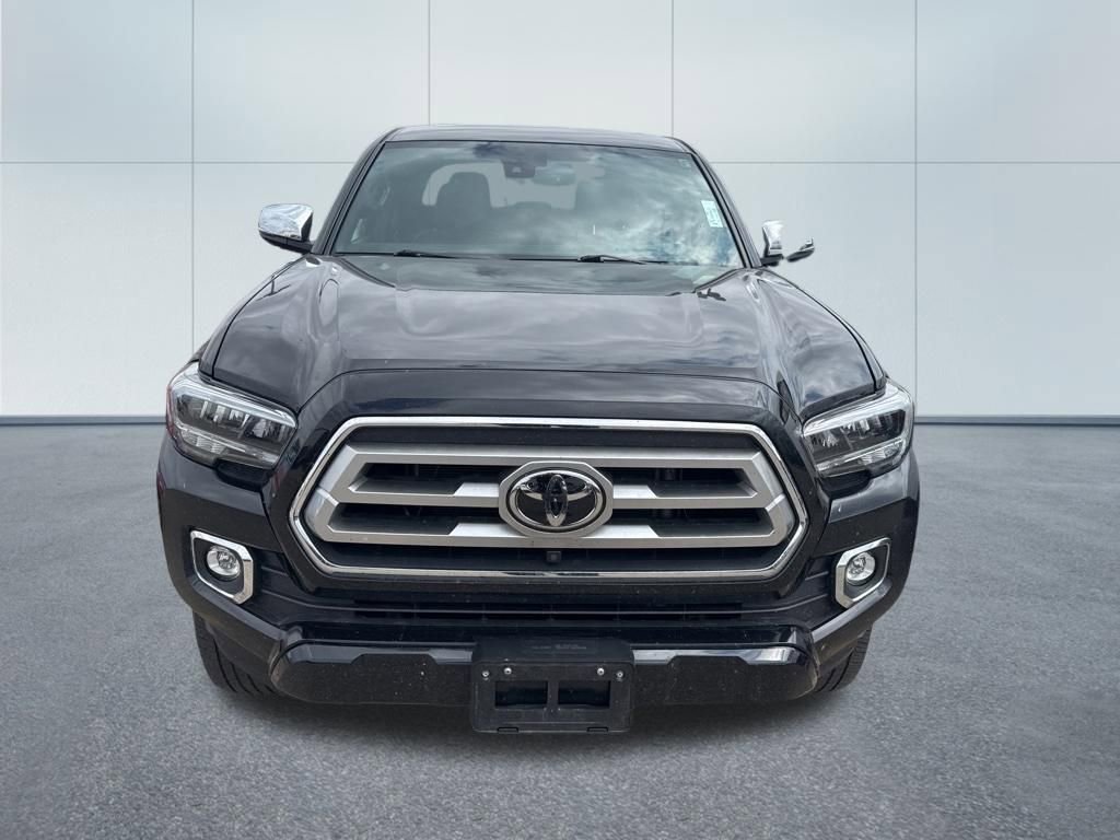 Used 2020 Toyota Tacoma Limited AWD/4WD image 2