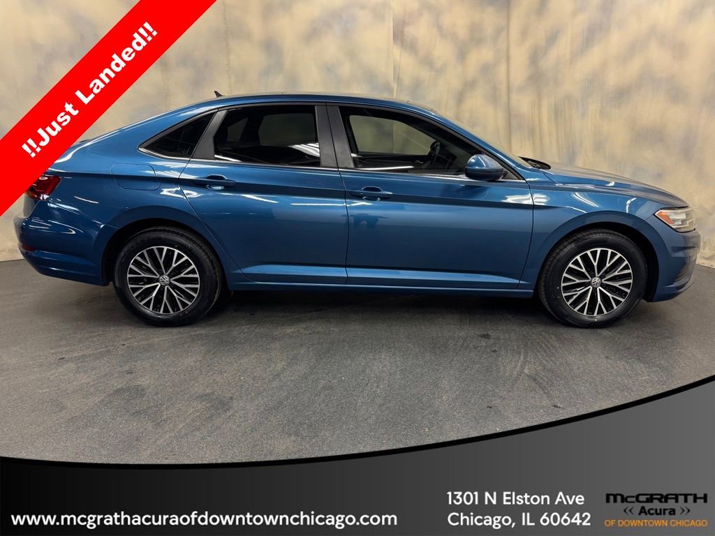 Used 2019 Volkswagen Jetta SE w/ Cold Weather Package image 9