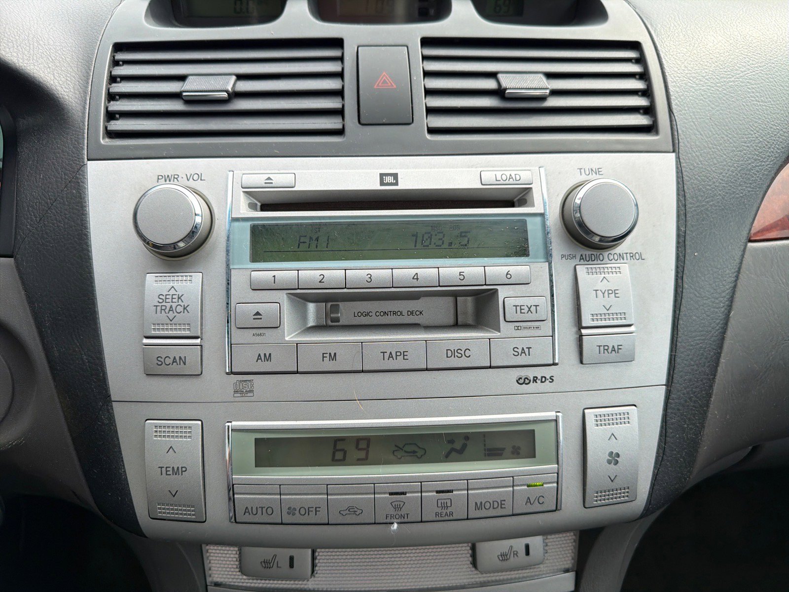 Used 2006 Toyota Solara SLE FWD image 18
