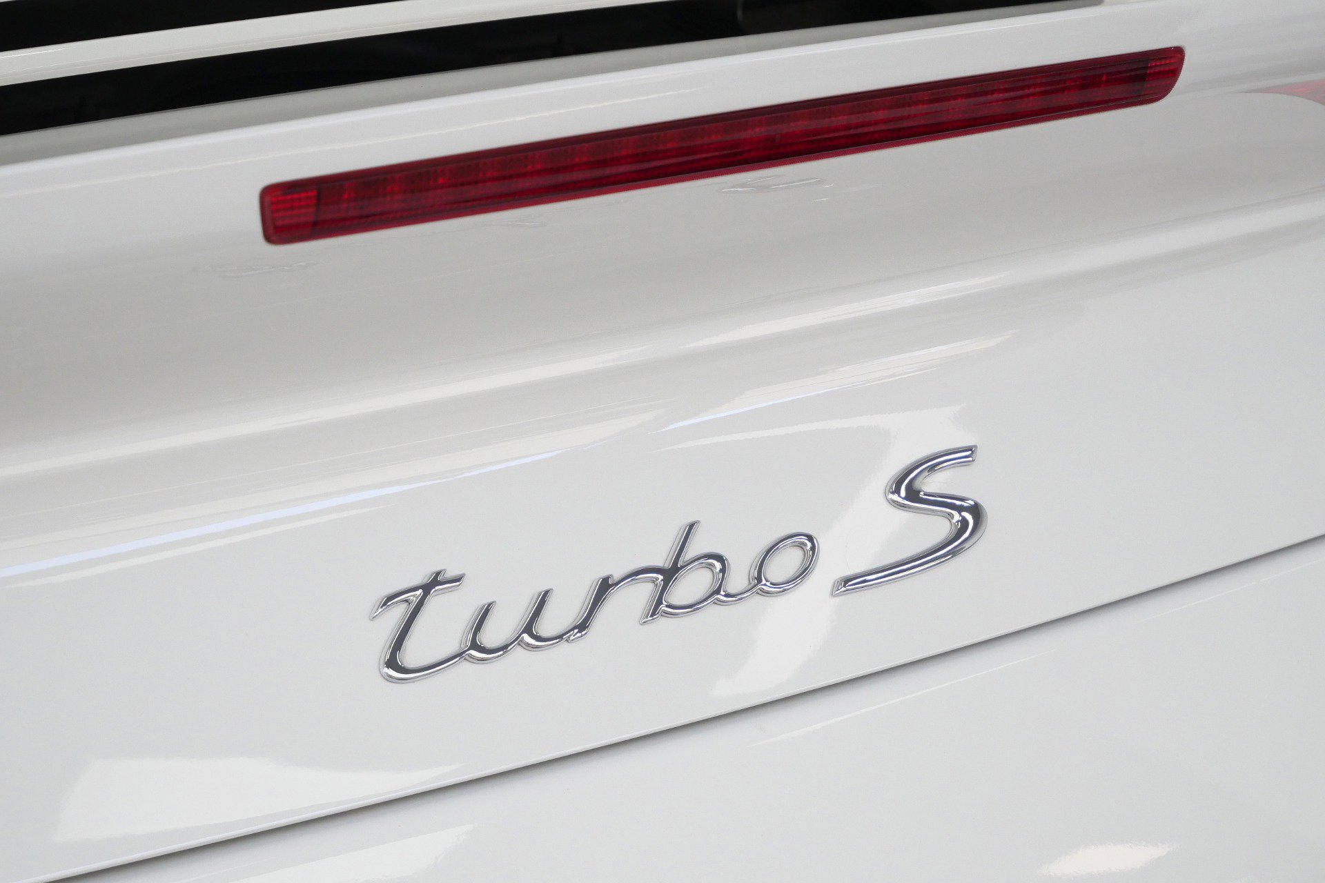 Used 2012 Porsche 911 Turbo S AWD/4WD image 48