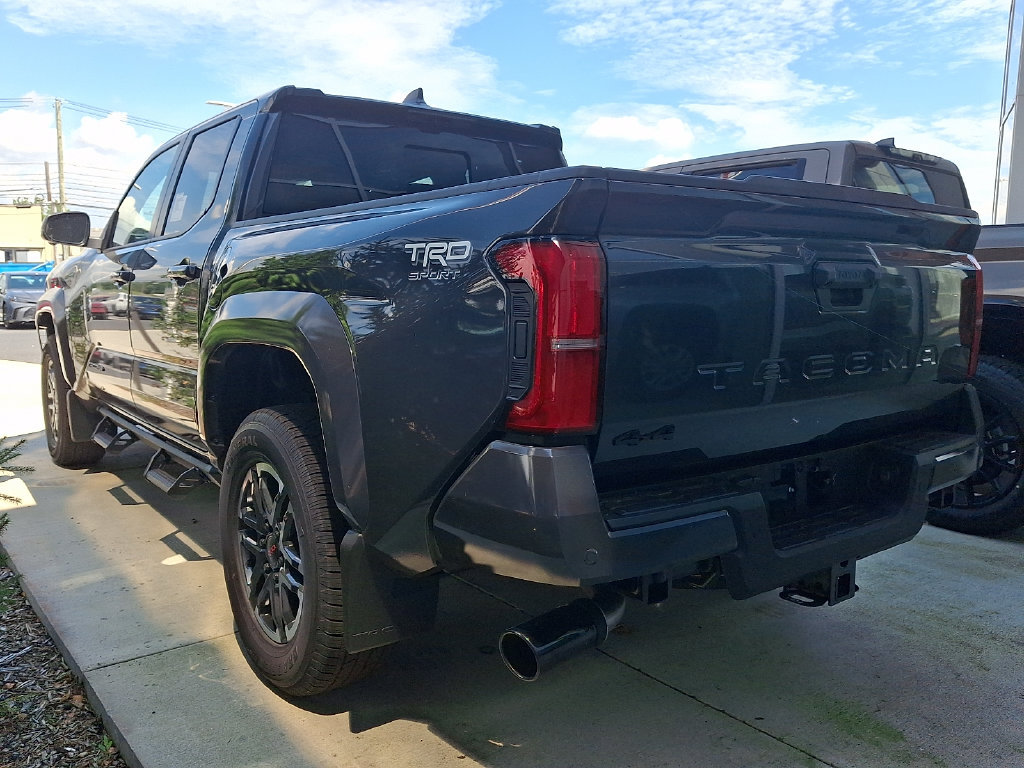 New 2026 Toyota Tacoma TRD Sport w/ TRD Sport Premium Package AWD/4WD image 4
