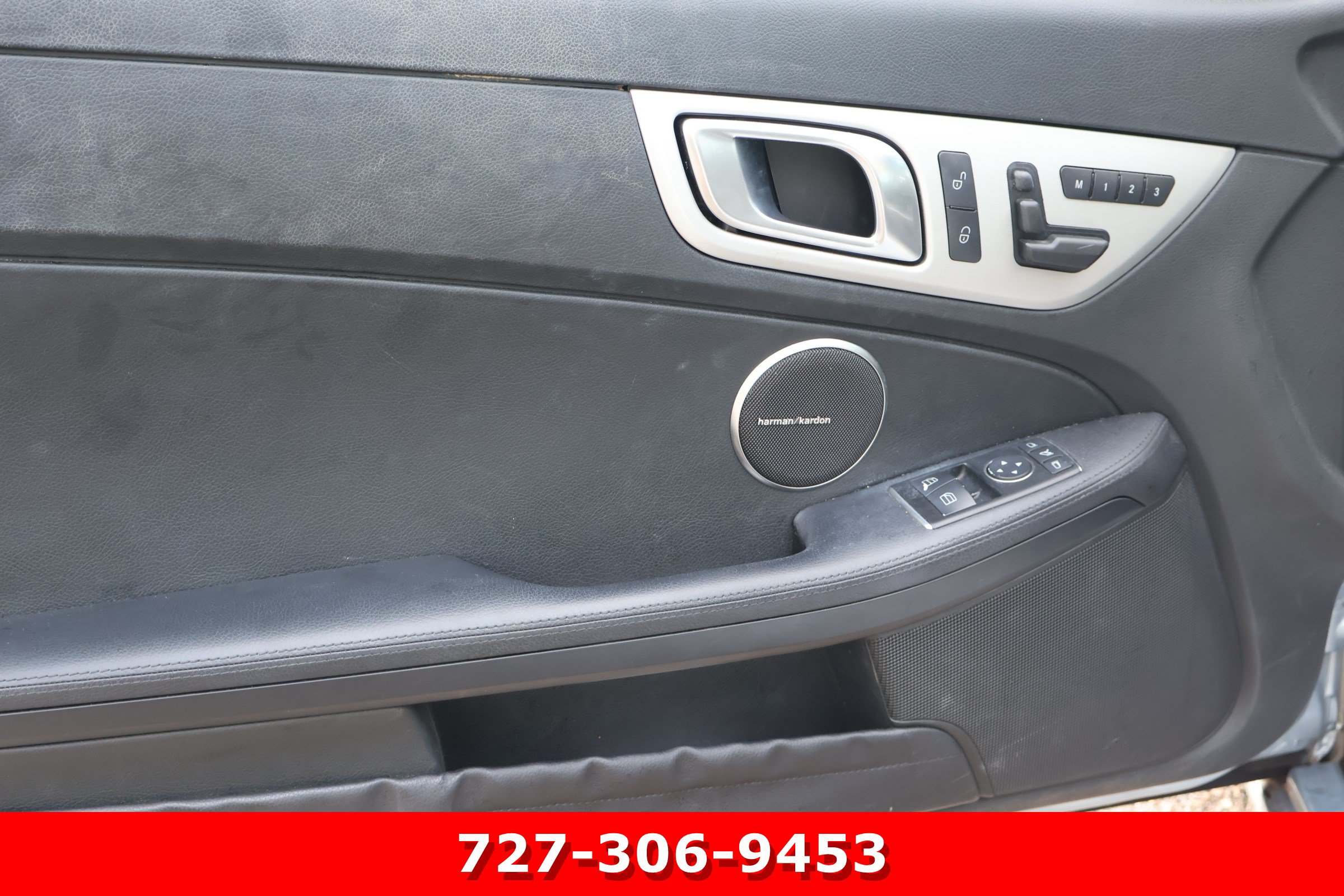 Used 2013 Mercedes-Benz SLK 350 image 14