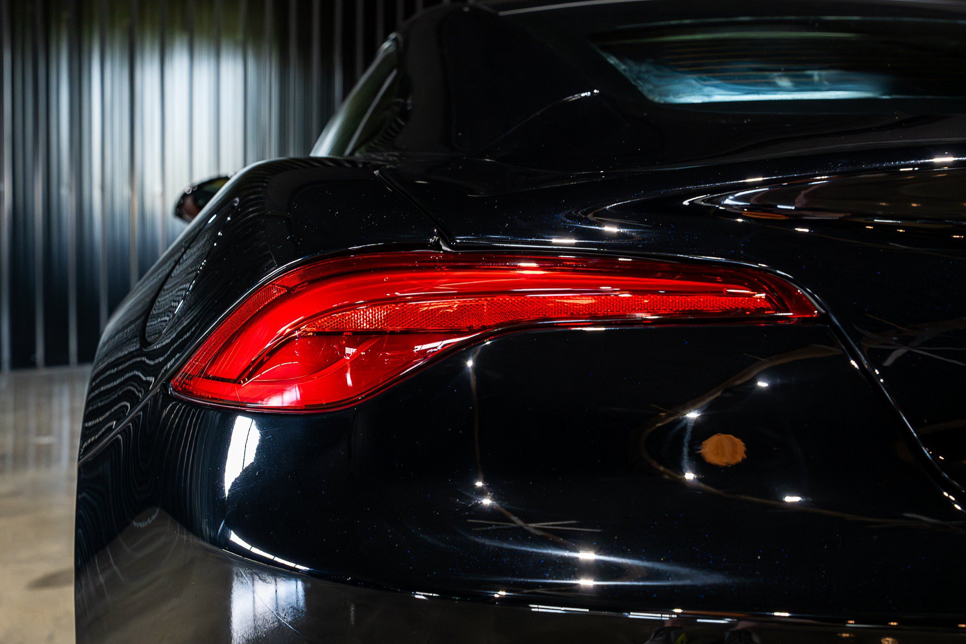 Used 2025 Karma Revero Luxury RWD image 31