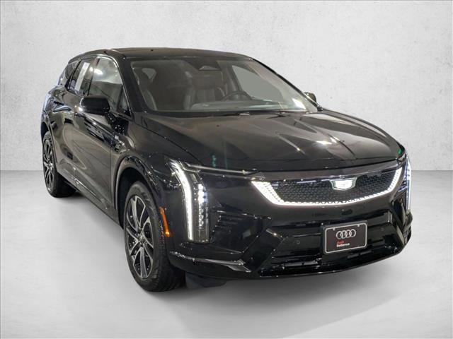 Used 2025 Cadillac Optiq Sport 1 image 3