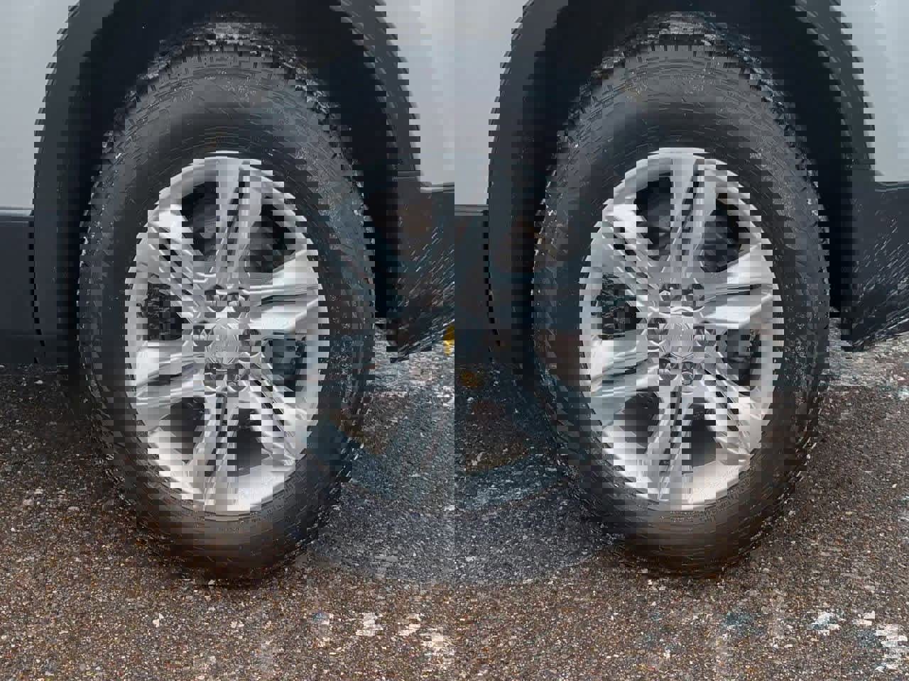 Used 2020 Chevrolet Blazer LT image 13