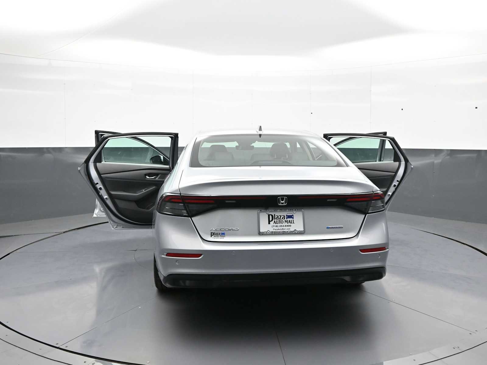 Used 2025 Honda Accord EX-L image 46