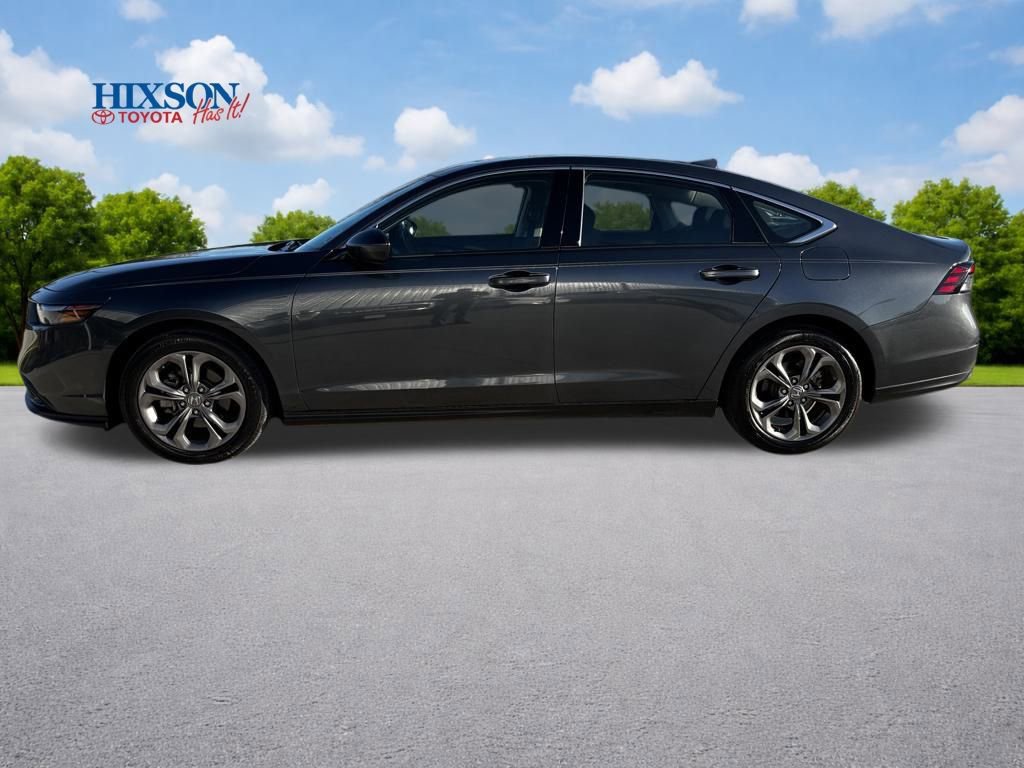 Used 2023 Honda Accord EX image 4