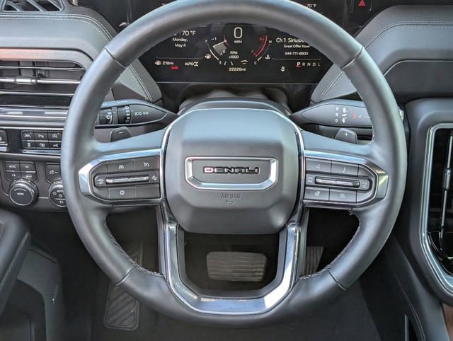 Certified 2025 GMC Yukon Denali AWD/4WD image 11