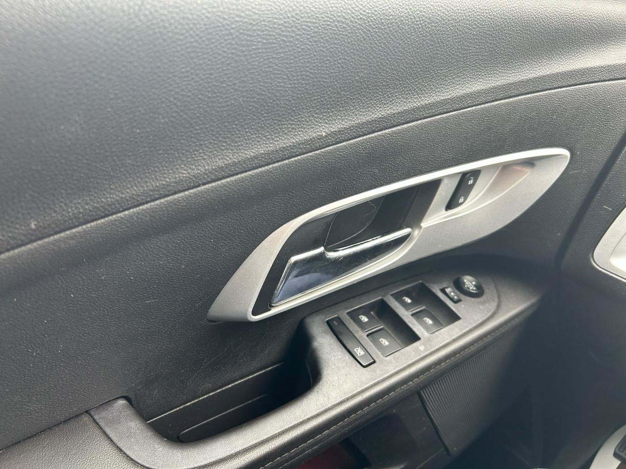 Used 2013 Chevrolet Equinox LS FWD image 26