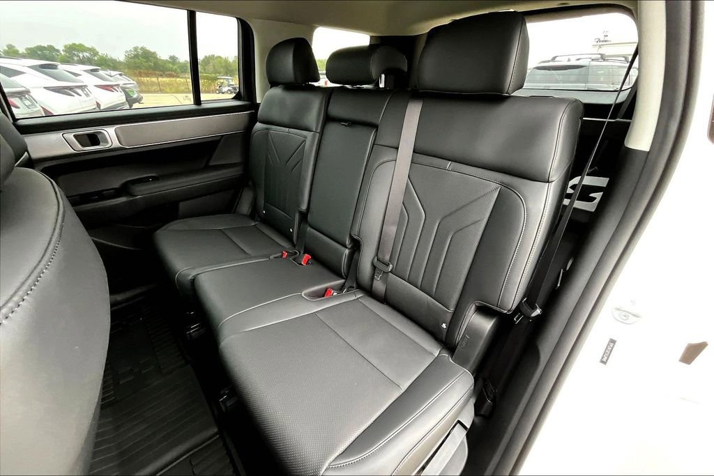 Used 2026 Hyundai Santa Fe SEL image 26