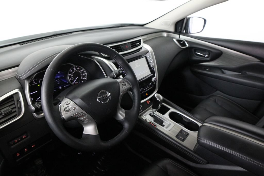 Used 2018 Nissan Murano SL w/ Midnight Edition Package FWD image 6