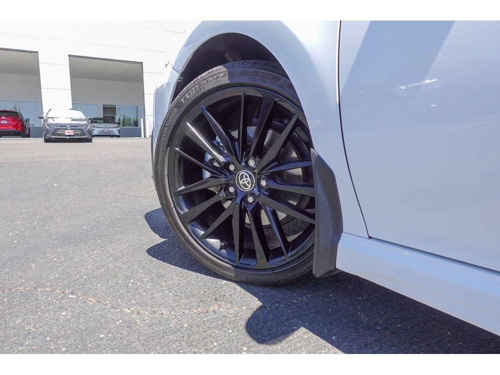 Used 2023 Toyota Camry SE FWD image 9