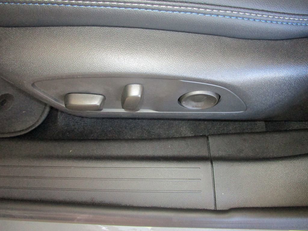 New 2026 Chevrolet Equinox EV LT w/ Convenience Package II image 18