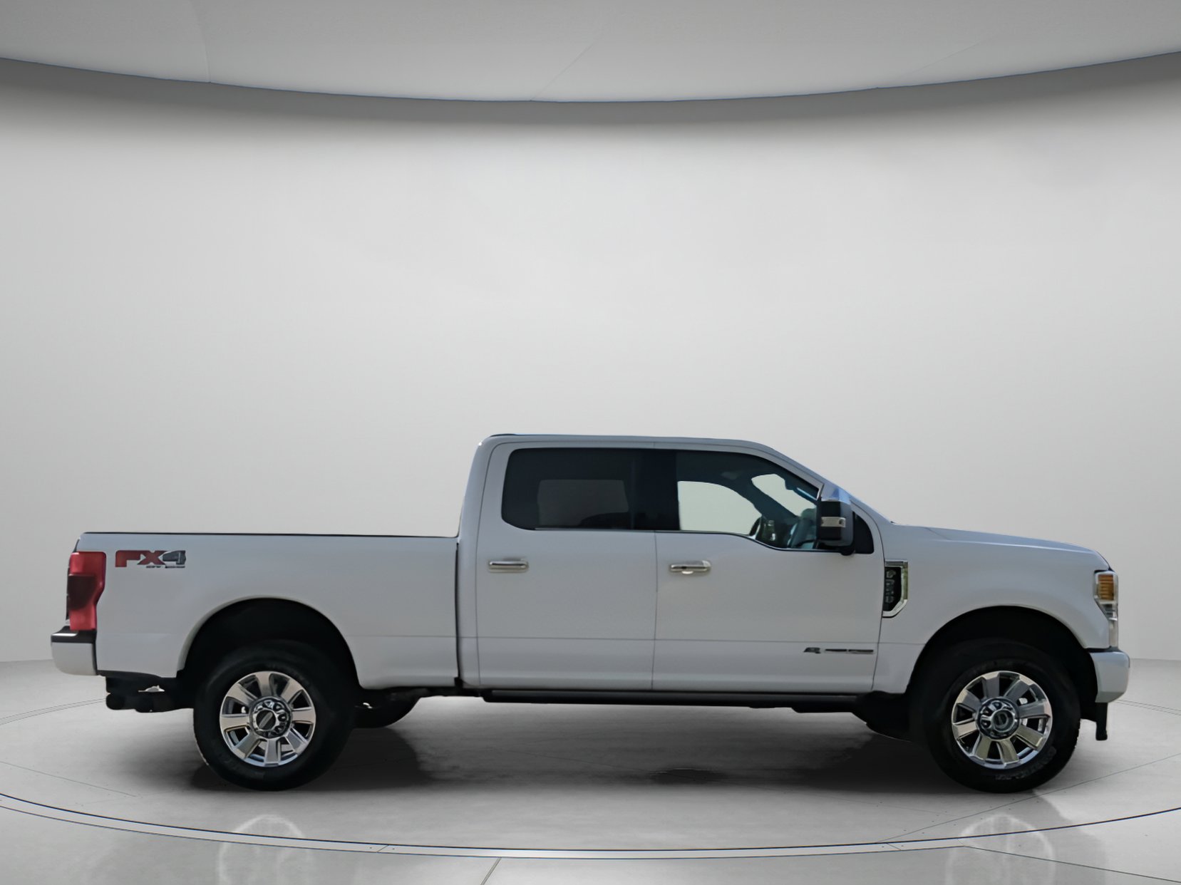 Certified 2022 Ford F250 Platinum w/ FX4 Off-Road Package image 31