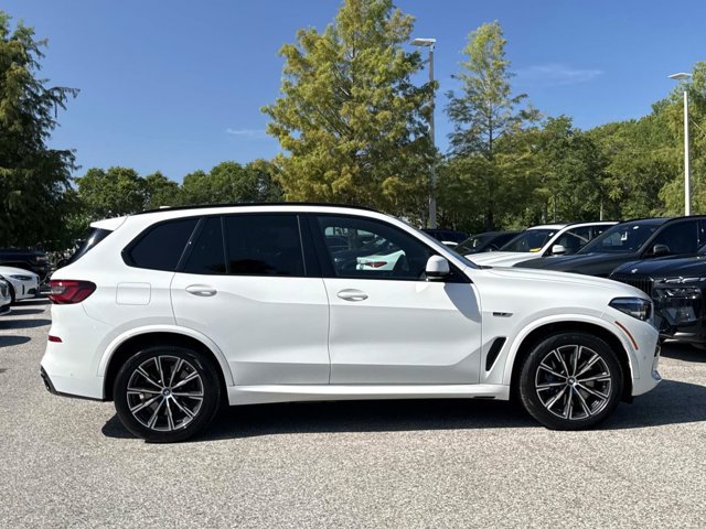 Certified 2023 BMW X5 xDrive45e w/ M Sport Package AWD/4WD image 2