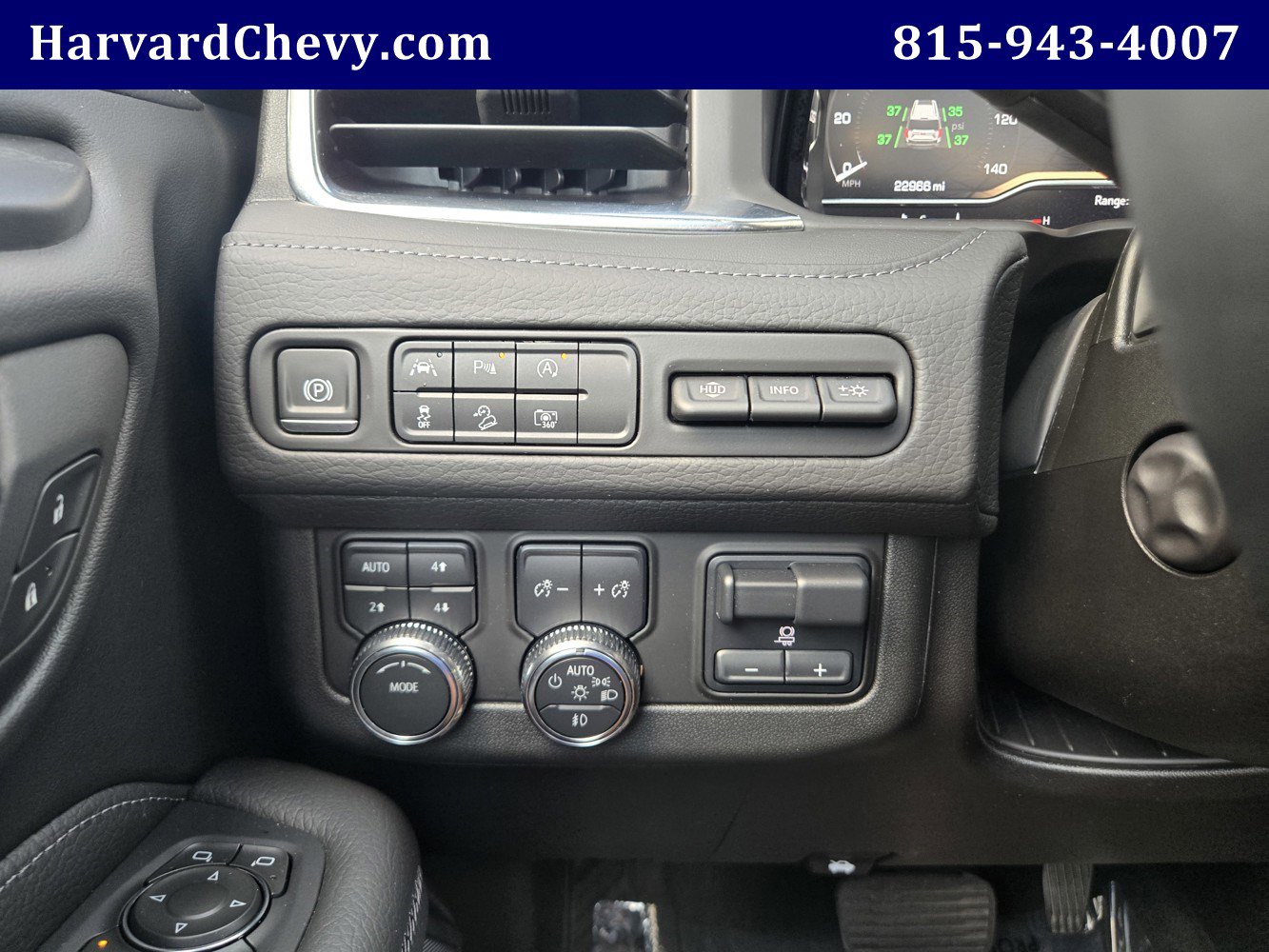 Used 2024 GMC Yukon XL Denali w/ Max Trailering Package image 21